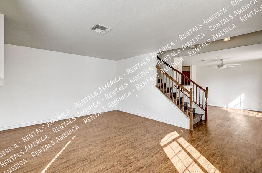 Building Photo - 8144 Autumn Star Ave