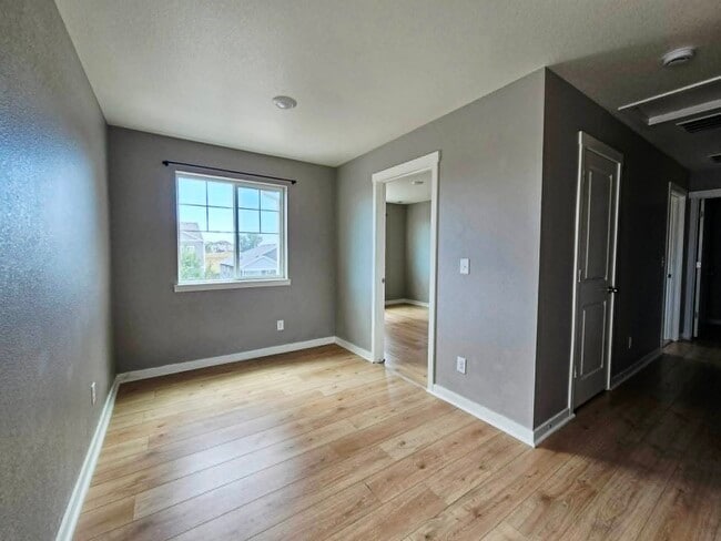 Building Photo - 10116 Castor Dr