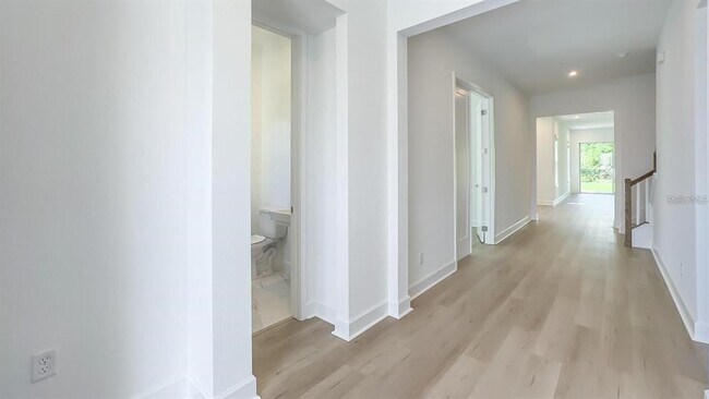 Building Photo - 7453 Estuary Lk Lp