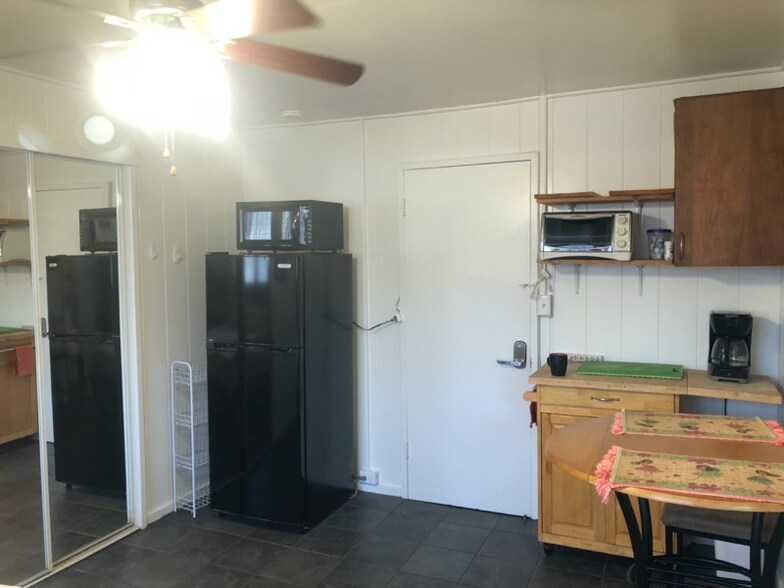 Building Photo - 1125A 2nd Ave