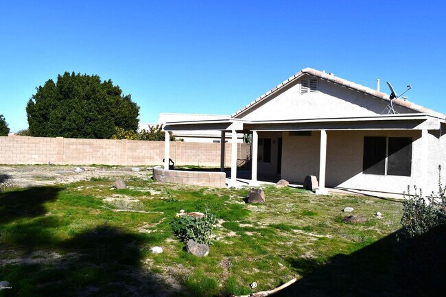 Building Photo - 10316 N 94th Ln