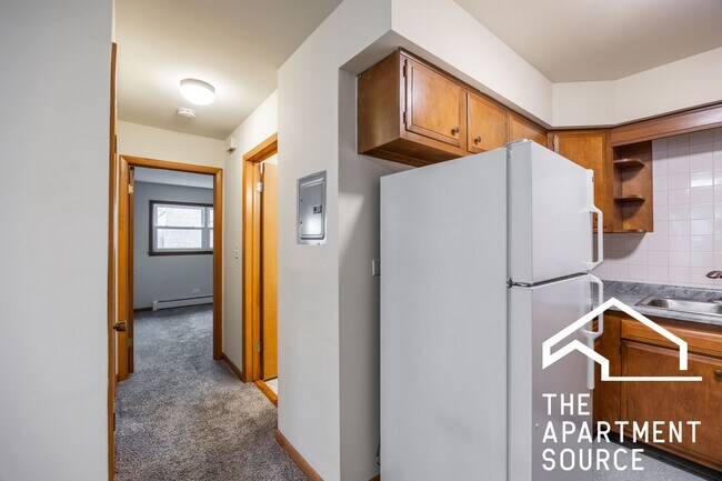 Building Photo - 328 Marengo Ave