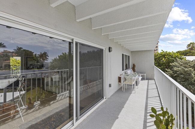 Building Photo - 3500 S Ocean Blvd