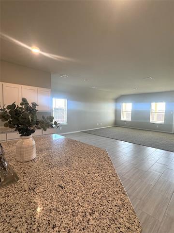 Building Photo - 5561 Rollins Dr