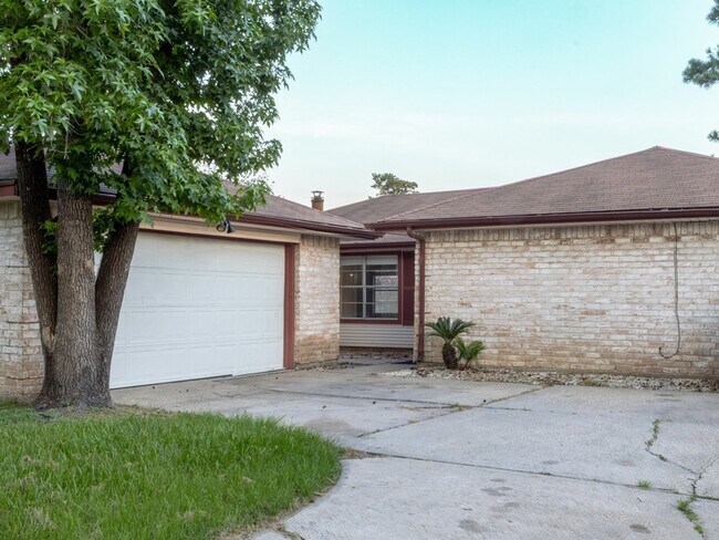 Building Photo - 6542 Bridgegate Dr