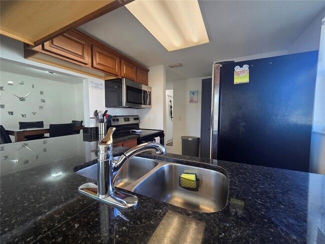 Building Photo - 803 Caribbean Dr