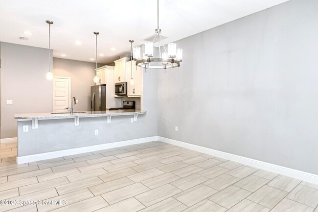 Building Photo - 7644 Loren Cove Dr