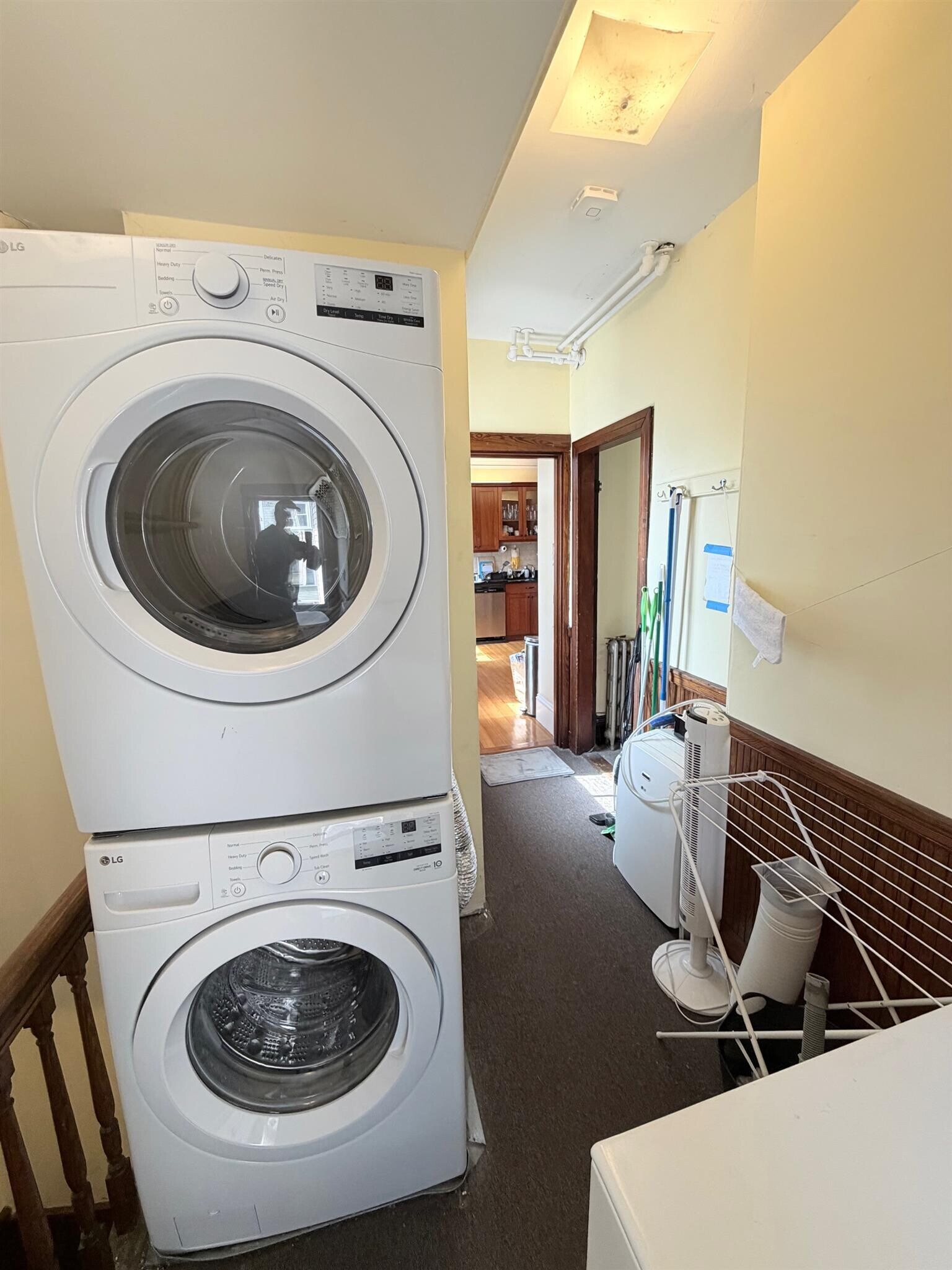 Building Photo - 77 College Ave