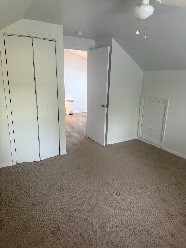 Building Photo - 18 Linden Pl