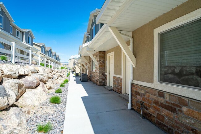 Front Door - Herriman Townhomes - FC