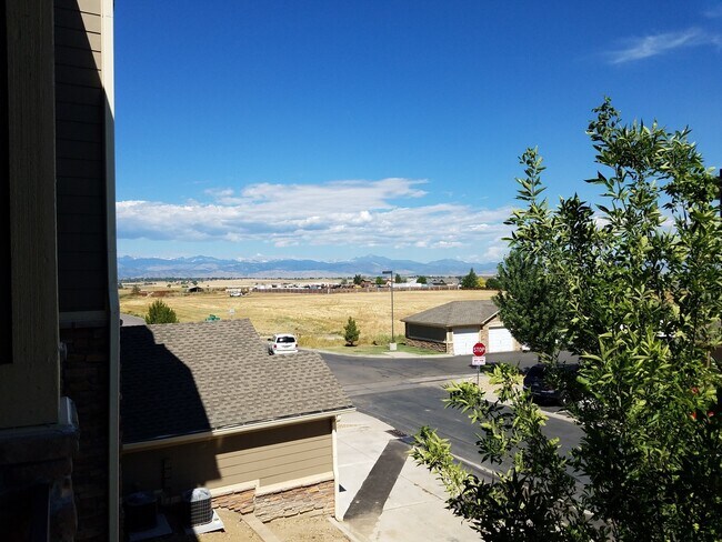 Building Photo - Beautiful, 2 bed/2 bath Condo at Blue Sky at Vista Ridge