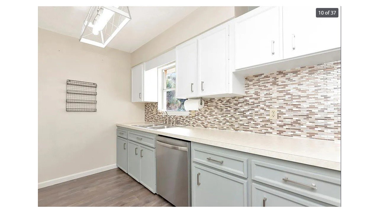 Building Photo - 6412 47th Ave E