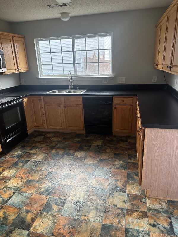 Building Photo - 1009 Highstone Dr
