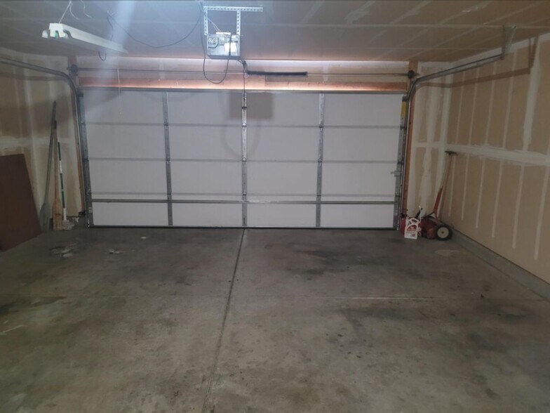 Building Photo - 2512 Maiden Grass Rd NW