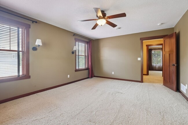 Building Photo - 14272 Grantaire Ln N