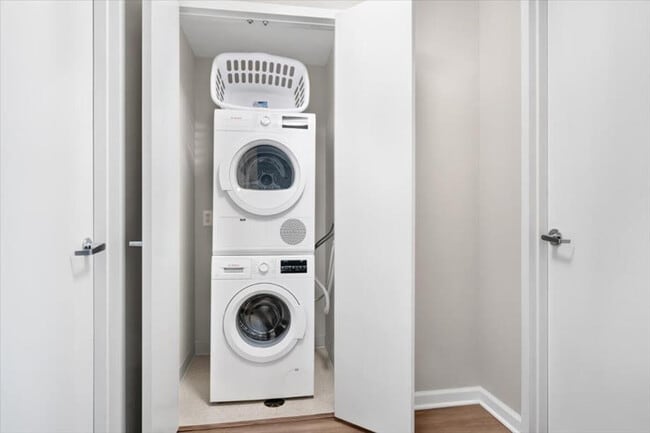 Building Photo - 48 Washington Blvd