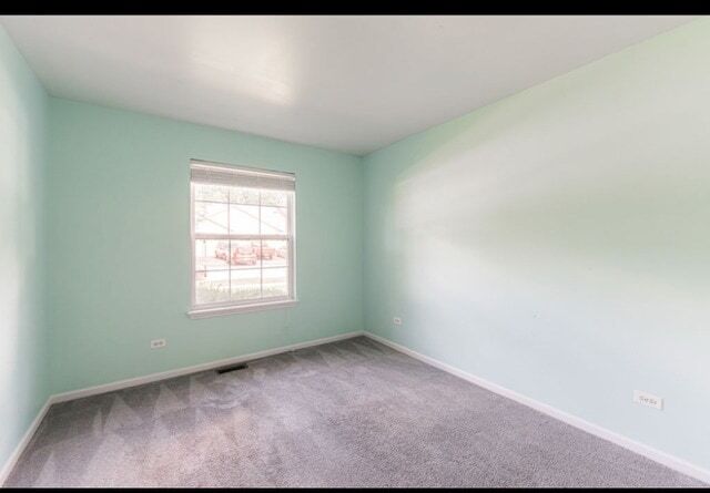 Building Photo - 1202 N Red Oak Cir