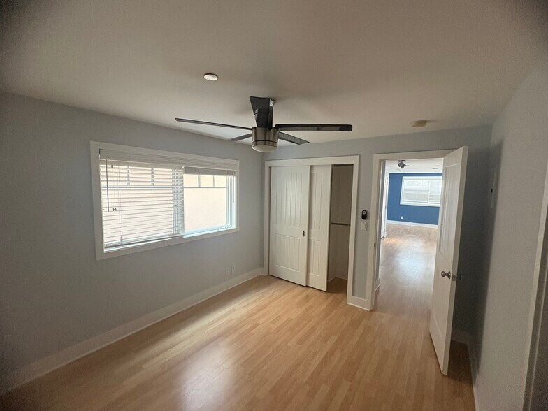 Master Bedroom - 121 31st Pl