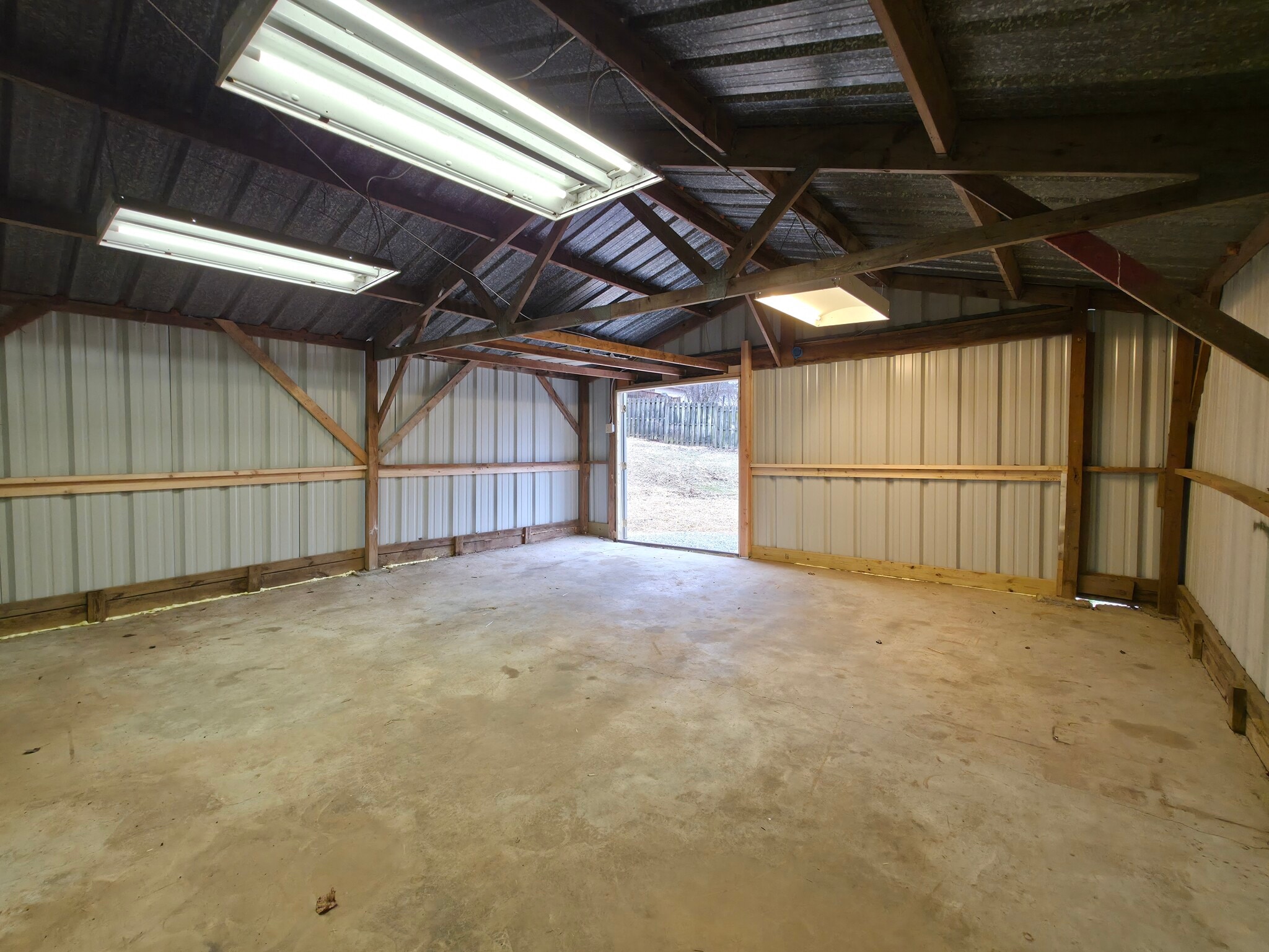 Building Photo - 3125 Phils Dr