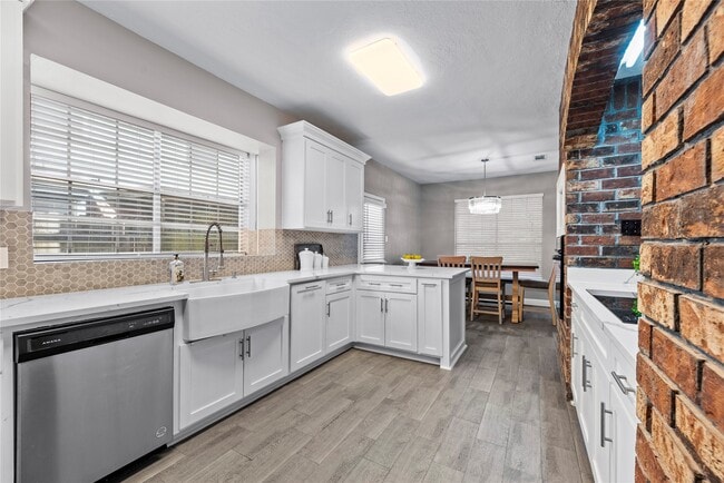 Building Photo - 14434 Old Tybee Rd