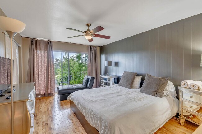 Building Photo - 665 Columbus St E