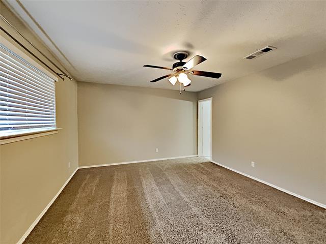 Building Photo - 2412 Flagstone Dr