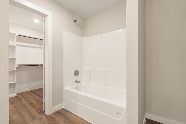 Building Photo - 2651 Baron Ave