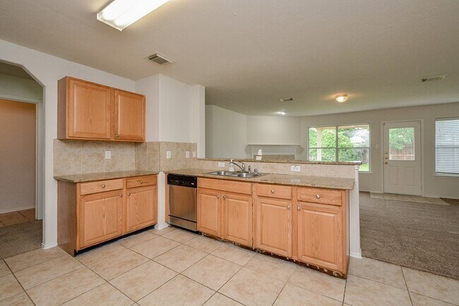 Building Photo - 18326 Thicket Grove Rd