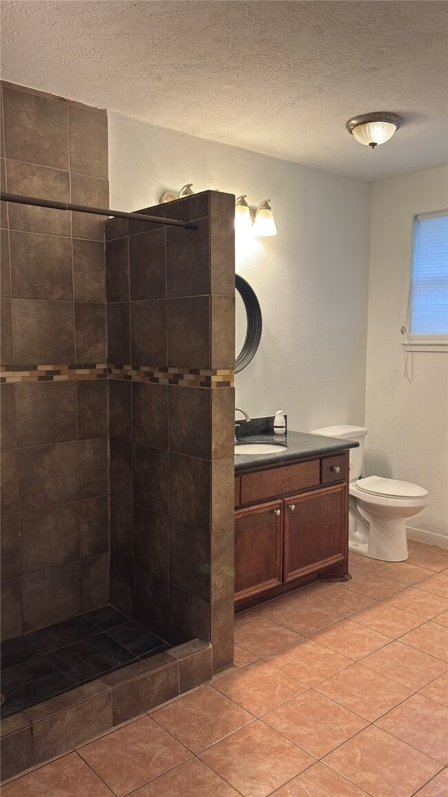 Building Photo - 4911 Oleander St