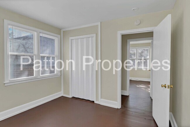 Building Photo - Roosevelt Village Vicinity / Broad River H...