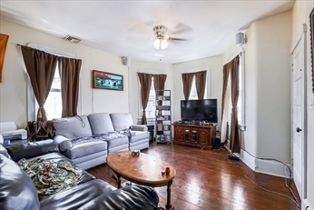 living room - 51 Willard St