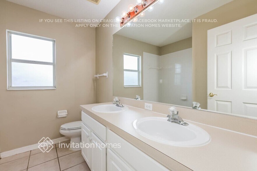 Building Photo - 3348 Stonebridge Trail