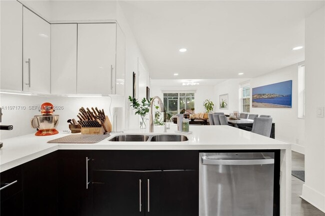 Building Photo - 1516 Veracruz Ln