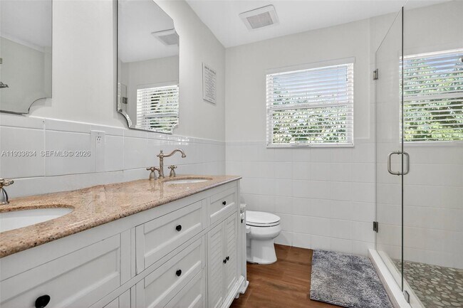 Building Photo - 11890 SW 72nd Pl