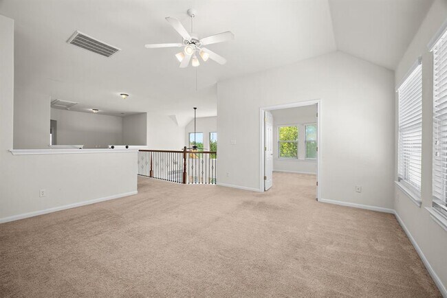 Building Photo - 6819 Chalk Hill Dr