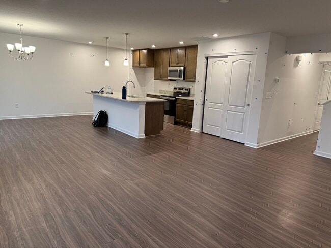 Building Photo - 3372 Dewdrop Way