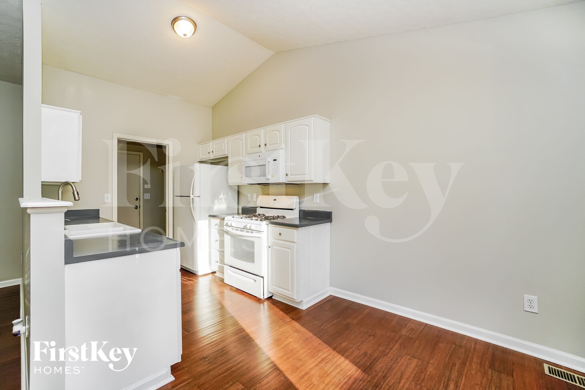 Building Photo - 714 Keltoncrest Dr