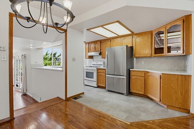 Building Photo - Beautifully Maintained Home in La Mesa — 3 Bed / 2 Bath | 1,600 Sq Ft