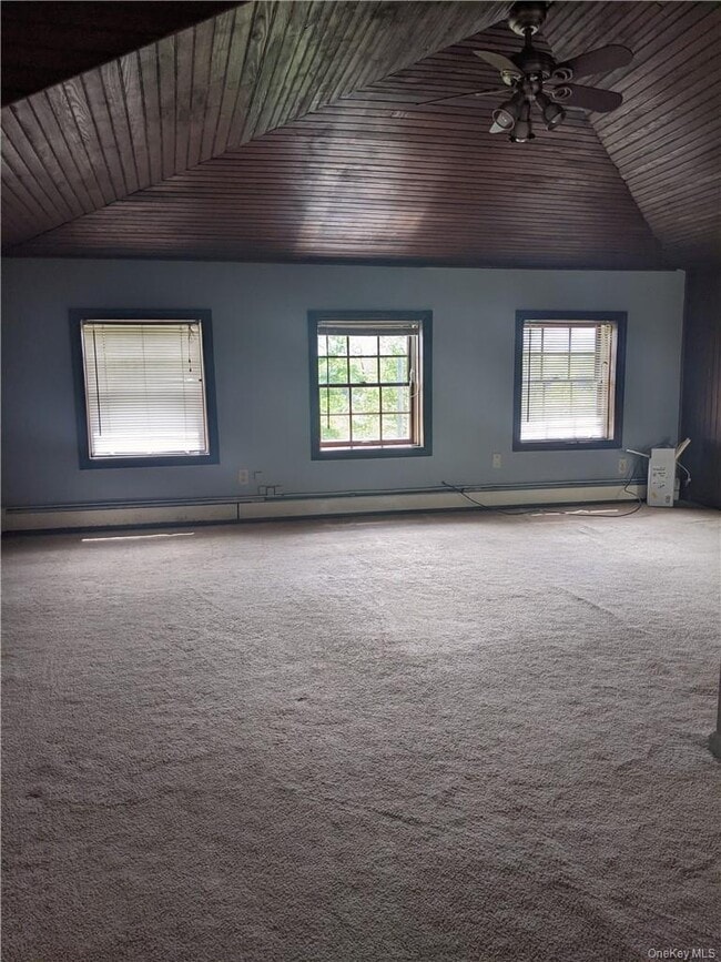 Building Photo - 176 Pine Tree Rd