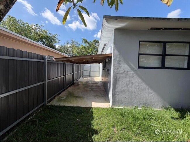 Building Photo - 1135 NW 127th St