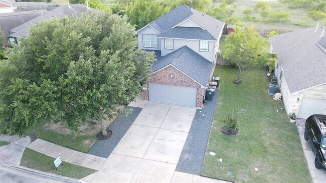 Building Photo - 1247 Shadow Creek Blvd