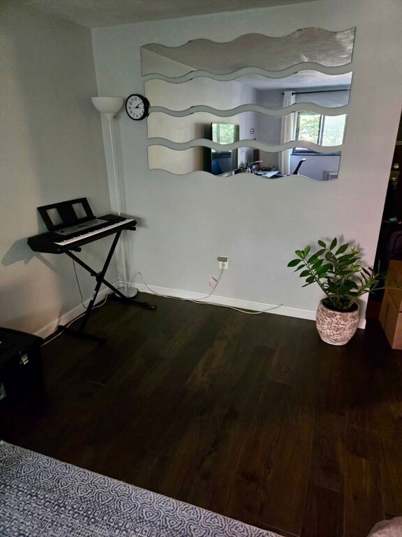 Building Photo - 15 Walbridge St