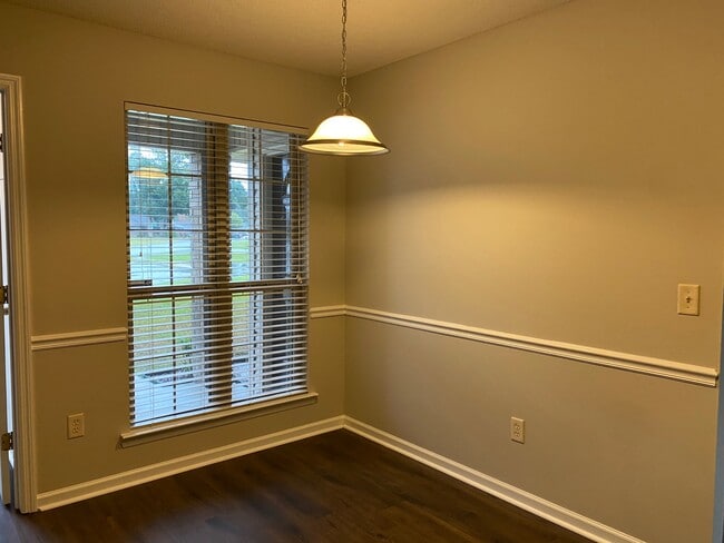 Building Photo - 1229 Langston Ln