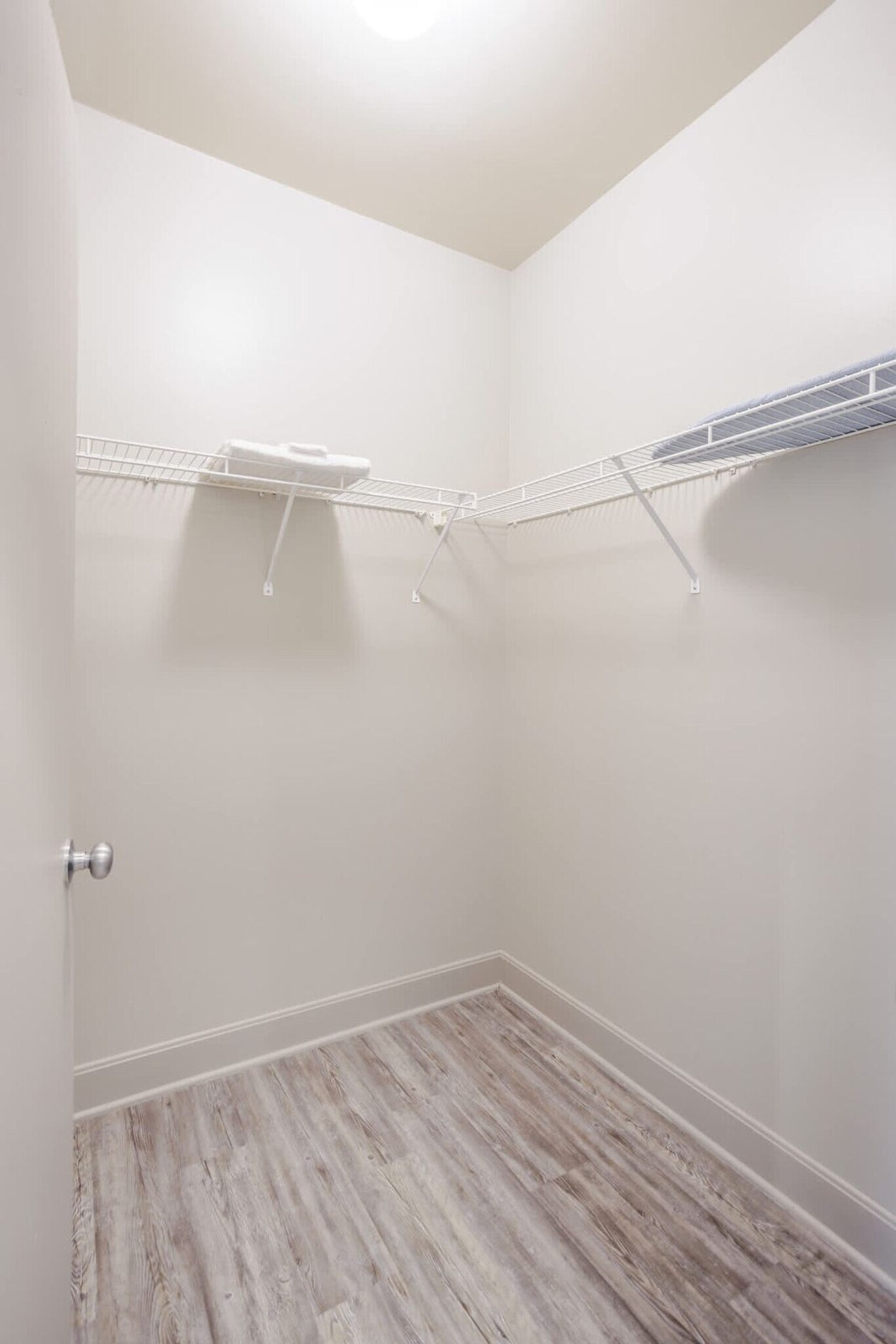 Building Photo - 121 E Freedom Way