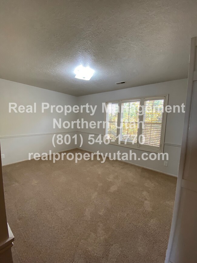 Building Photo - Beautiful Bountiful Home on the Bench Coming Soon!