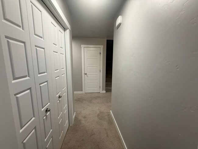 Building Photo - Single-Family Home in Desirable South Boise Location