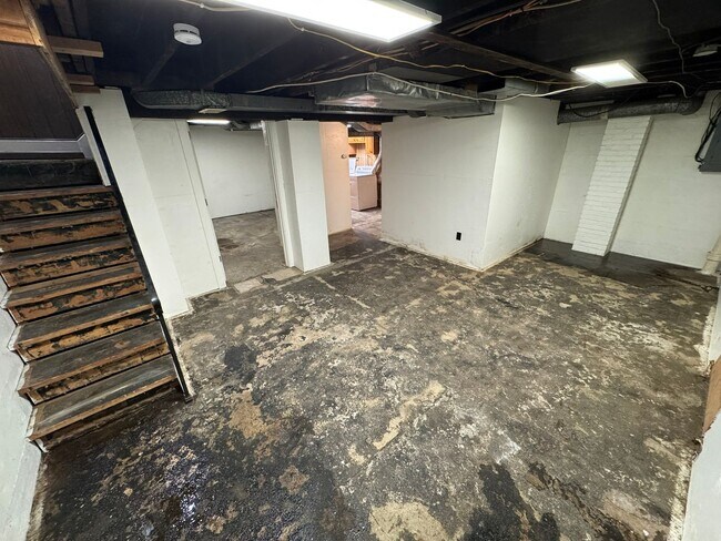 Building Photo - 1415 Freemont St