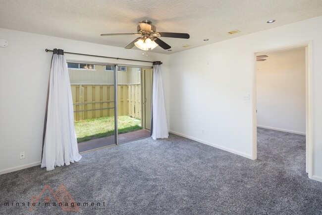 Building Photo - 94-1063 Kaukahi Place - 1B