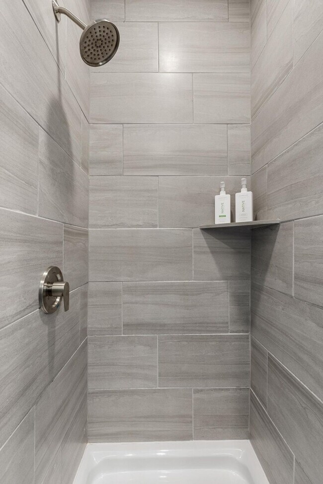 Building Photo - 5820 1/2 Cameron Road-SI FL1-ID1295731P