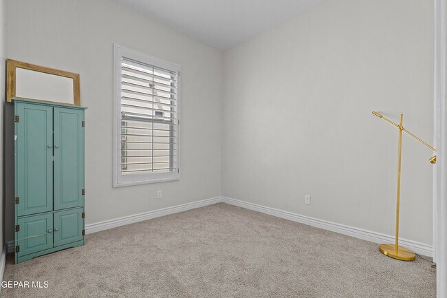 Building Photo - 13401 Carterton Ave